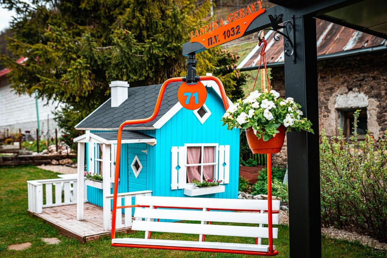 Chalets Dedinky Luaran gambar